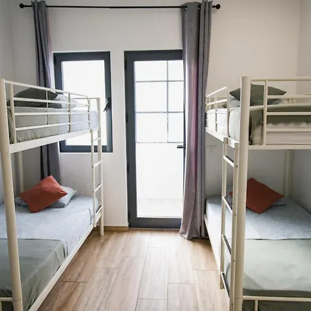 Cinderela House 홈스테이 파로