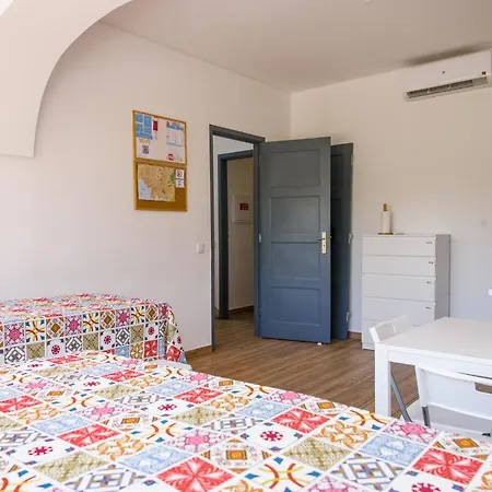 Δωμάτια σε οικογενειακή κατοικία Cinderela House Φάρο