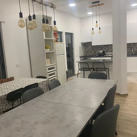 Cinderela House Δωμάτια σε οικογενειακή κατοικία