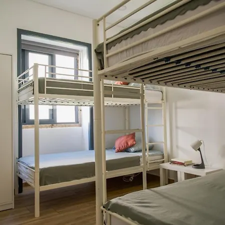 Quarto em Acomodações Particulares Cinderela House